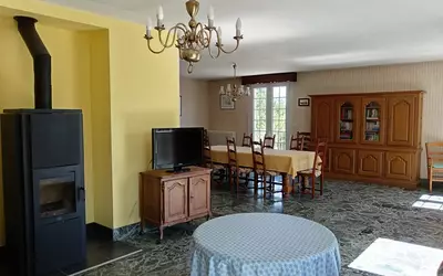 Villaines-La-Juhel (53700)