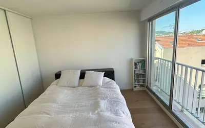 Puteaux (92800)