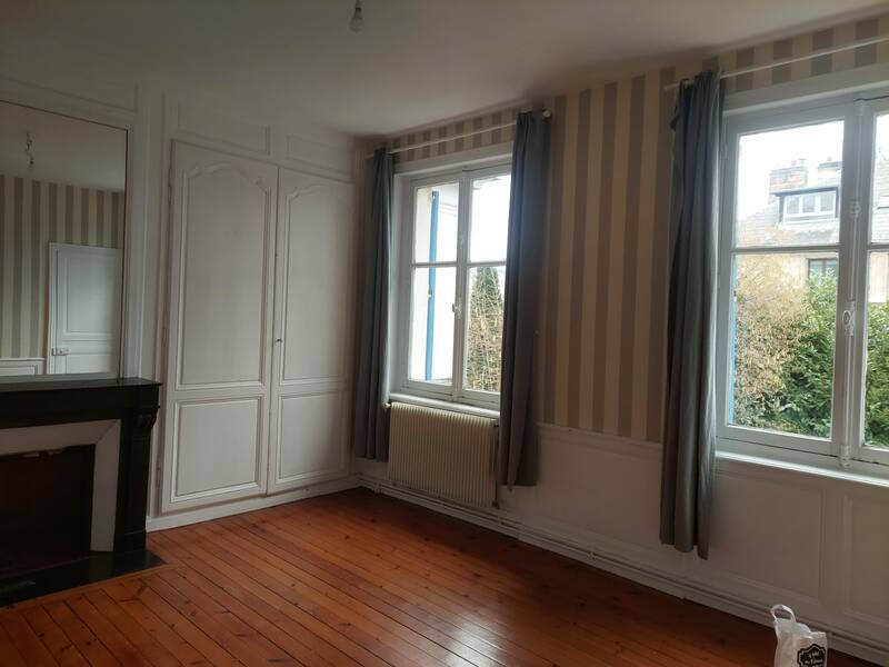 Rouen (76000)