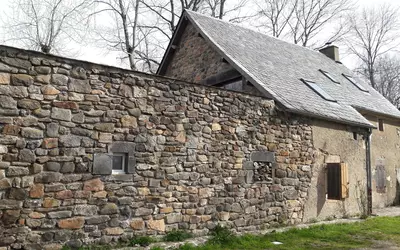 Saint-Sauves-D'auvergne (63950)
