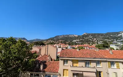 Toulon (83000)