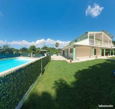 Vente maison 9 pièces Sainte-Anne (97180)