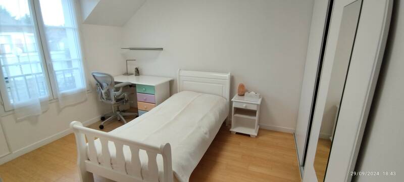 Bussy-Saint-Georges (77600)  Charmensey