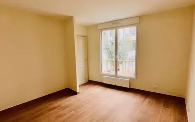 Suresnes (92150)