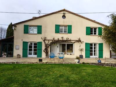 Vente maison 6 pièces Sainte-Bazeille (47180)