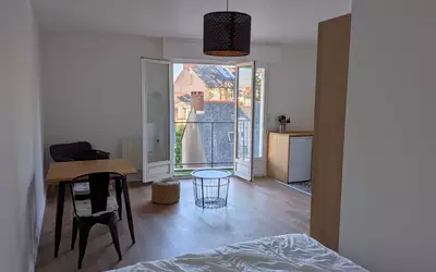 Nantes (44000)