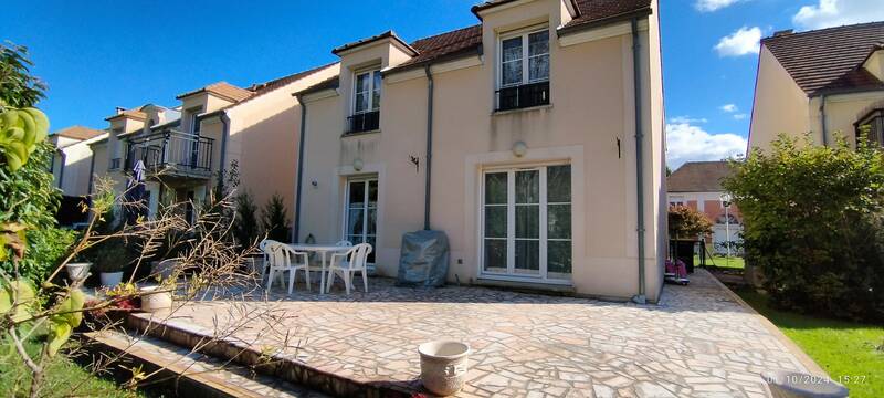Bussy-Saint-Georges (77600)  Charmensey