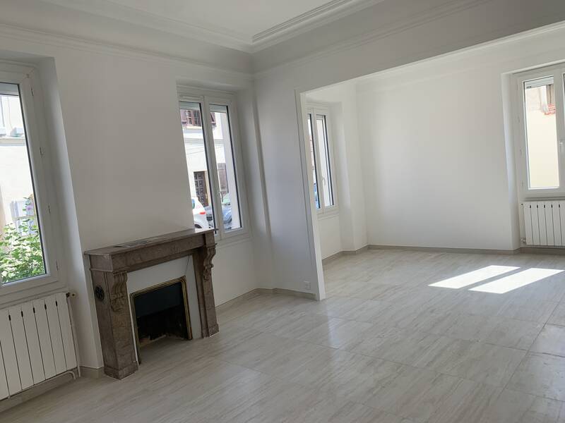 Mézières-Sur-Seine (78970)
