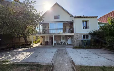Sèvres (92310)
