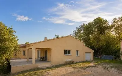 Mondragon (84430)