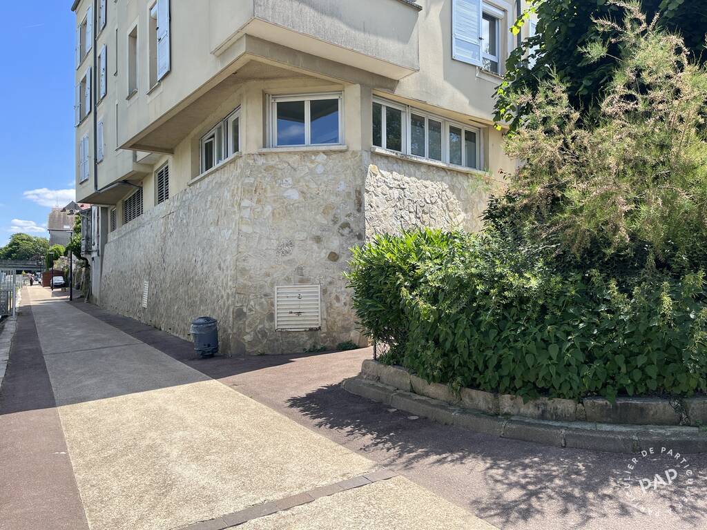 Bureaux et locaux professionnels Lagny-Sur-Marne (77400) 229.000 €