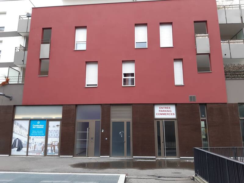Oullins (69600)