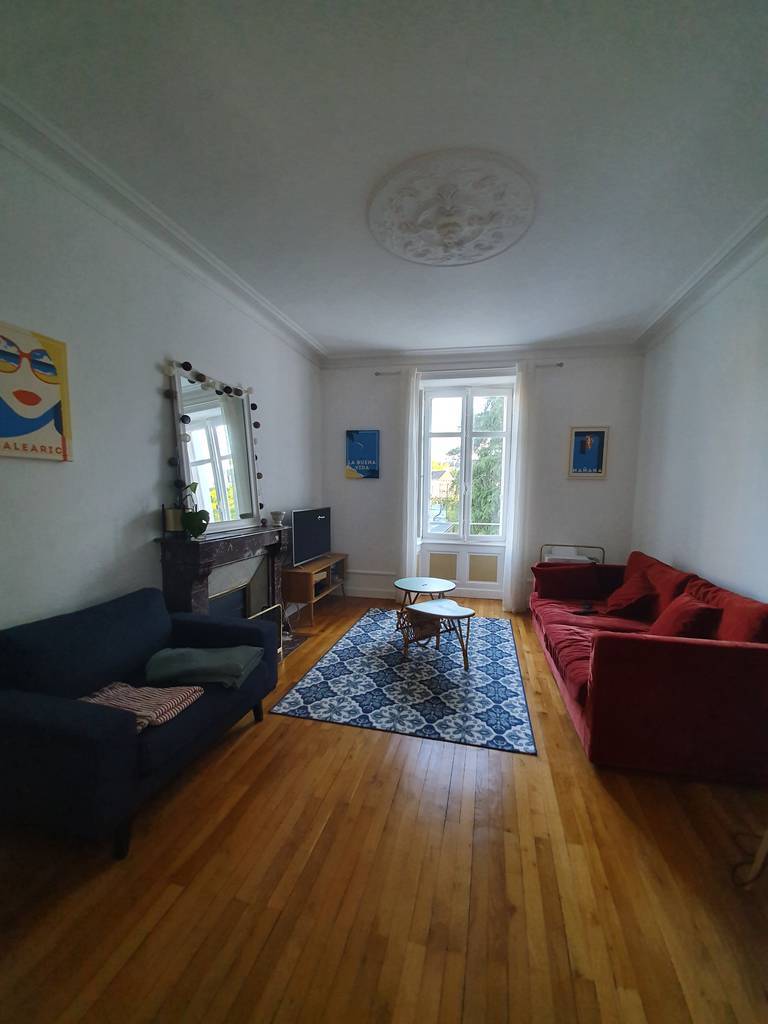 Nantes (44000)