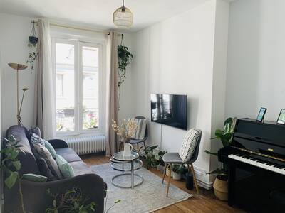 Location appartement 2 pièces Paris 18e