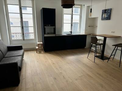 Location appartement studio Paris 5e