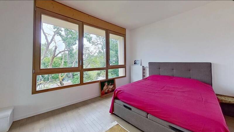 Avec : 70M² Rooftop Et 10M²+8 M² Loggias