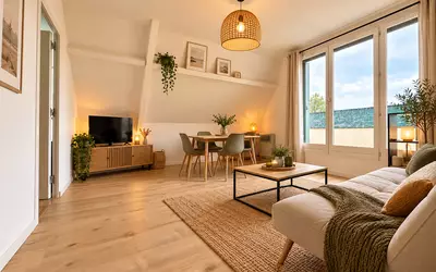 Pau (64000)