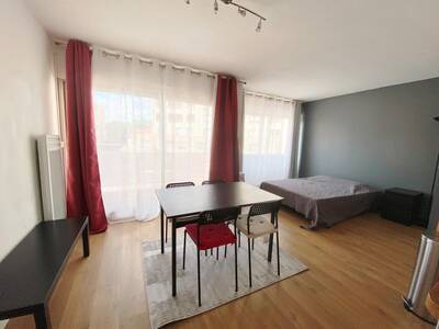 Location appartement studio Nîmes (30)