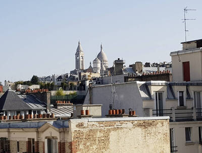 Location appartement studio Paris 18e
