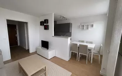 Courbevoie (92400)