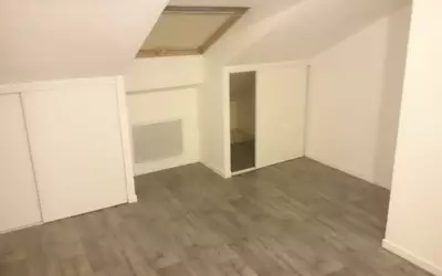 Nantes (44000)
