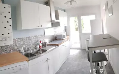Nantes (44000)