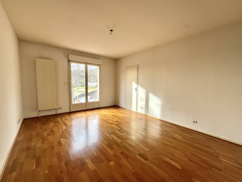 Neyron (01700)