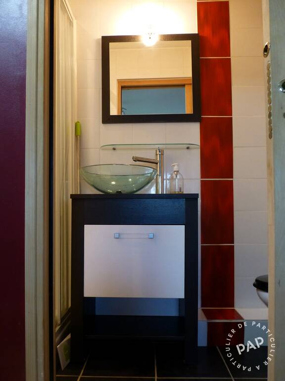 Appartement 700&nbsp;&euro; 15&nbsp;m² Paris 17E