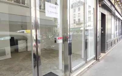 Paris 8E