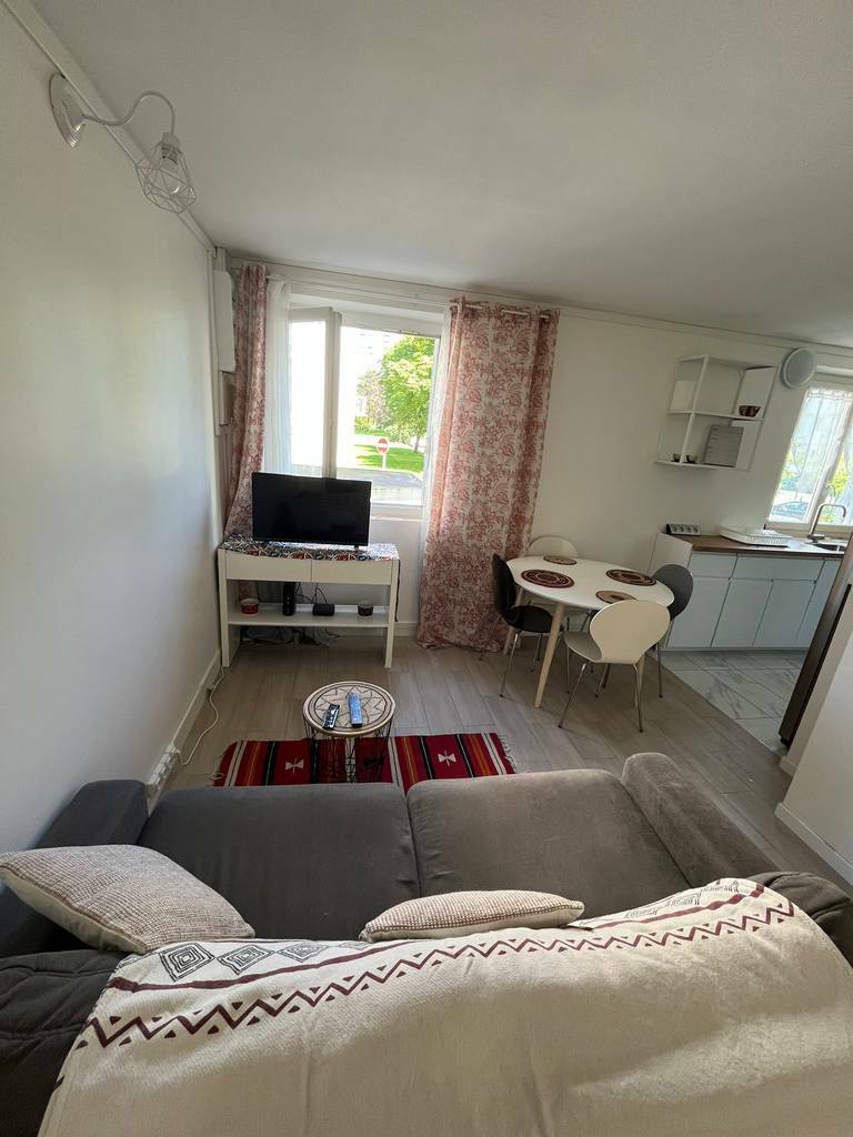Nanterre (92000)