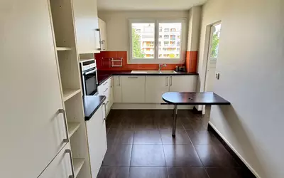 Issy-Les-Moulineaux (92130)