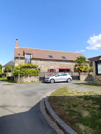 Location maison 6 pièces Sougé-le-Ganelon (72130)