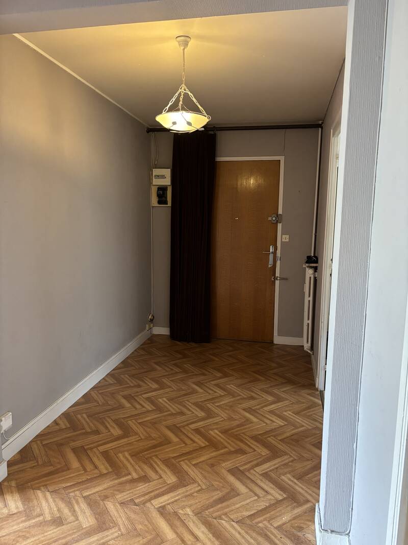 Angers (49000)
