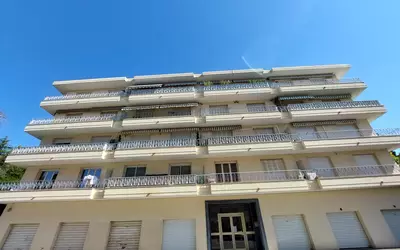 Cannes (06150)