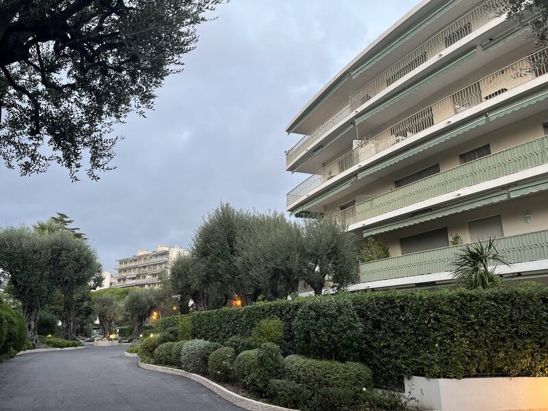 Roquebrune-Cap-Martin (06190)