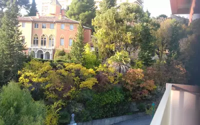 Nice (06000)