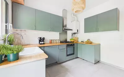Bègles-Jolie Échoppe Avec Jardin De 283M2-