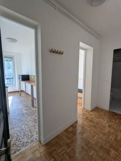 Location appartement studio Paris 19e