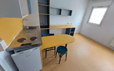 Nantes (44000)