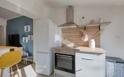 Valenciennes (59300)