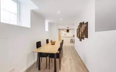 Fréjus (83600)