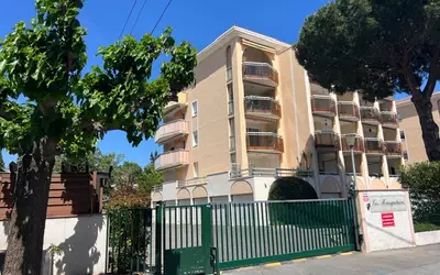 Fréjus (83600)