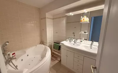 Aix-Les-Bains (73100)
