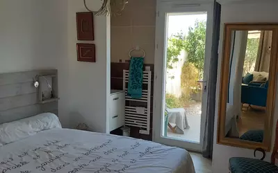 Pertuis (84120)