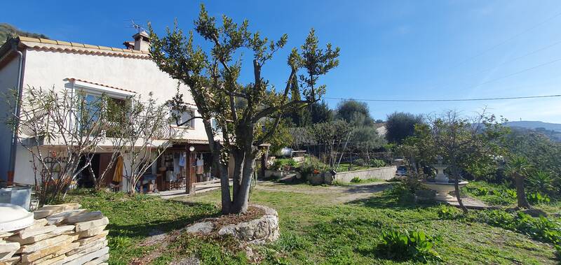Saint-André-De-La-Roche (06730)
