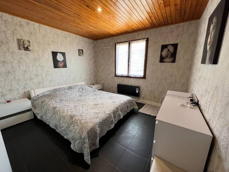 Ceyras (34800)