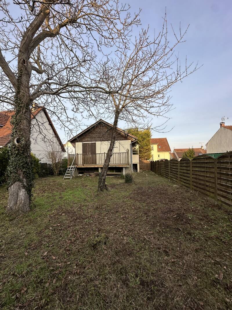 + Chalet De 41 M², Saint-Ouen-L'aumône (95310)