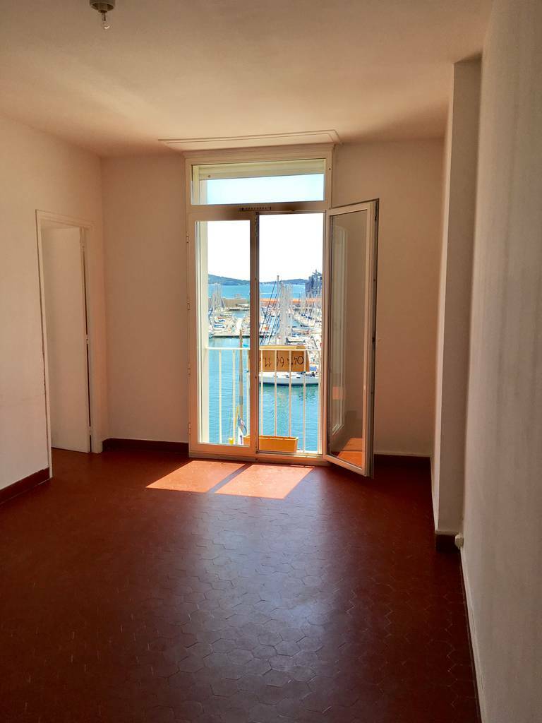 Toulon (83000)