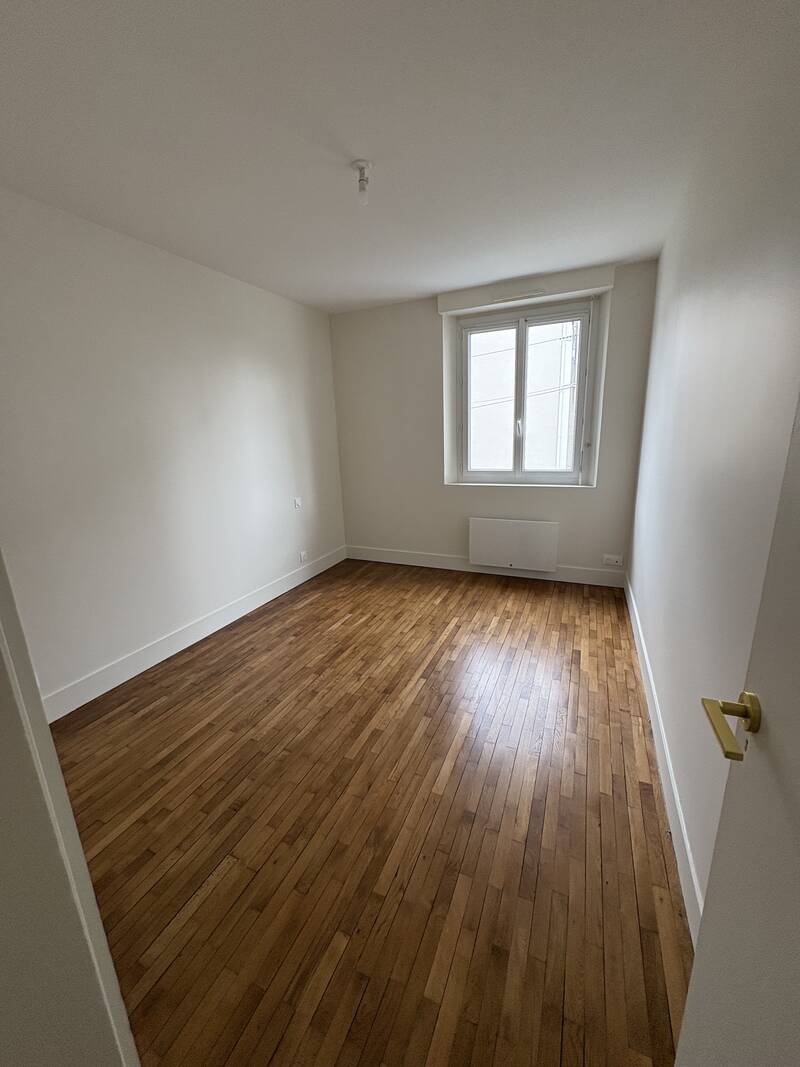 Angers (49000)