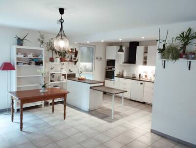 Location appartement studio Décines-Charpieu (69150)